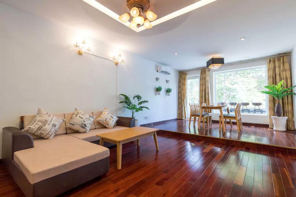 مدينة هوشي منه The Wooden Apartments - In The Heart Of Ben Thanh المظهر الخارجي الصورة