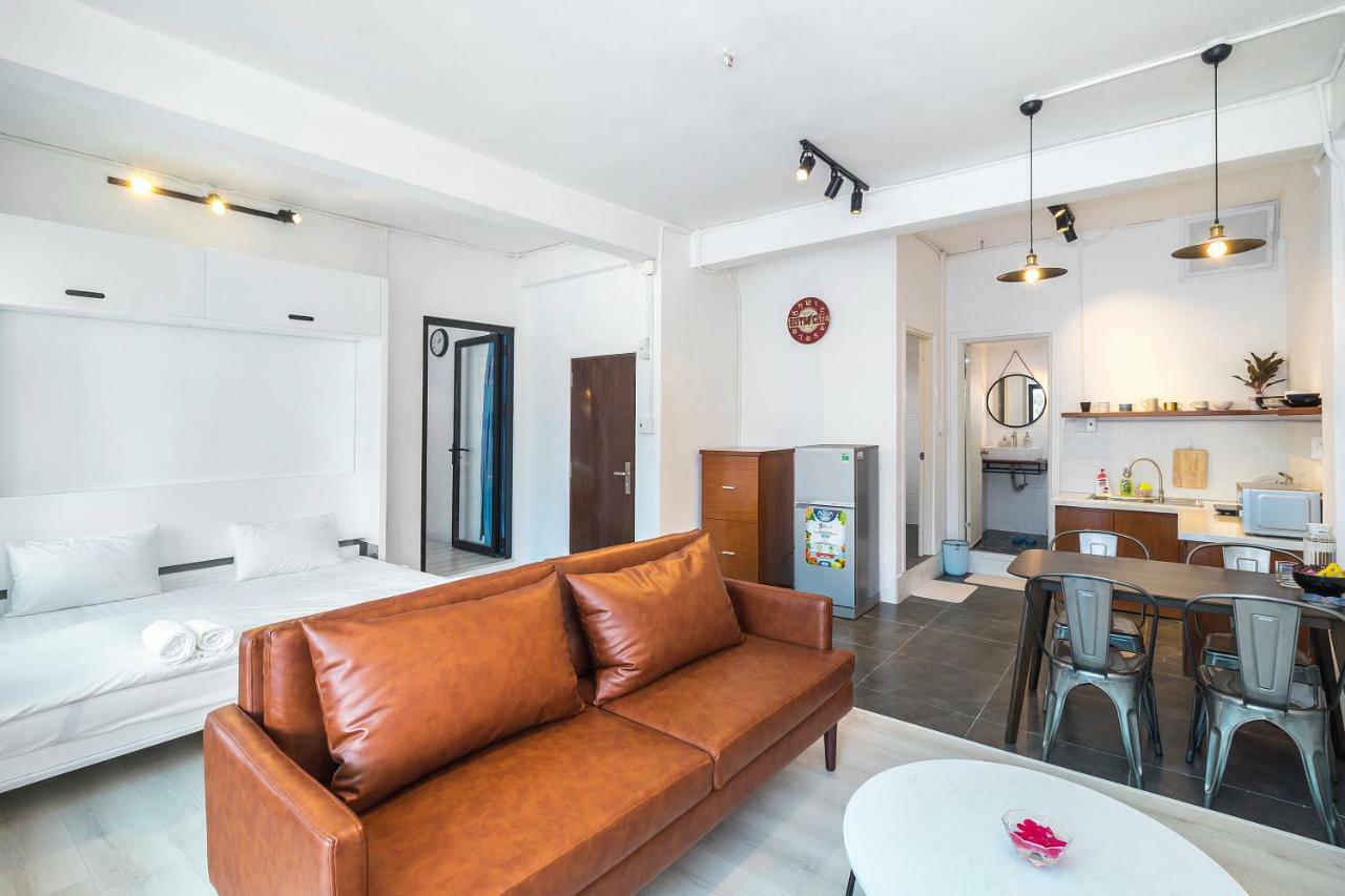 مدينة هوشي منه The Wooden Apartments - In The Heart Of Ben Thanh الغرفة الصورة