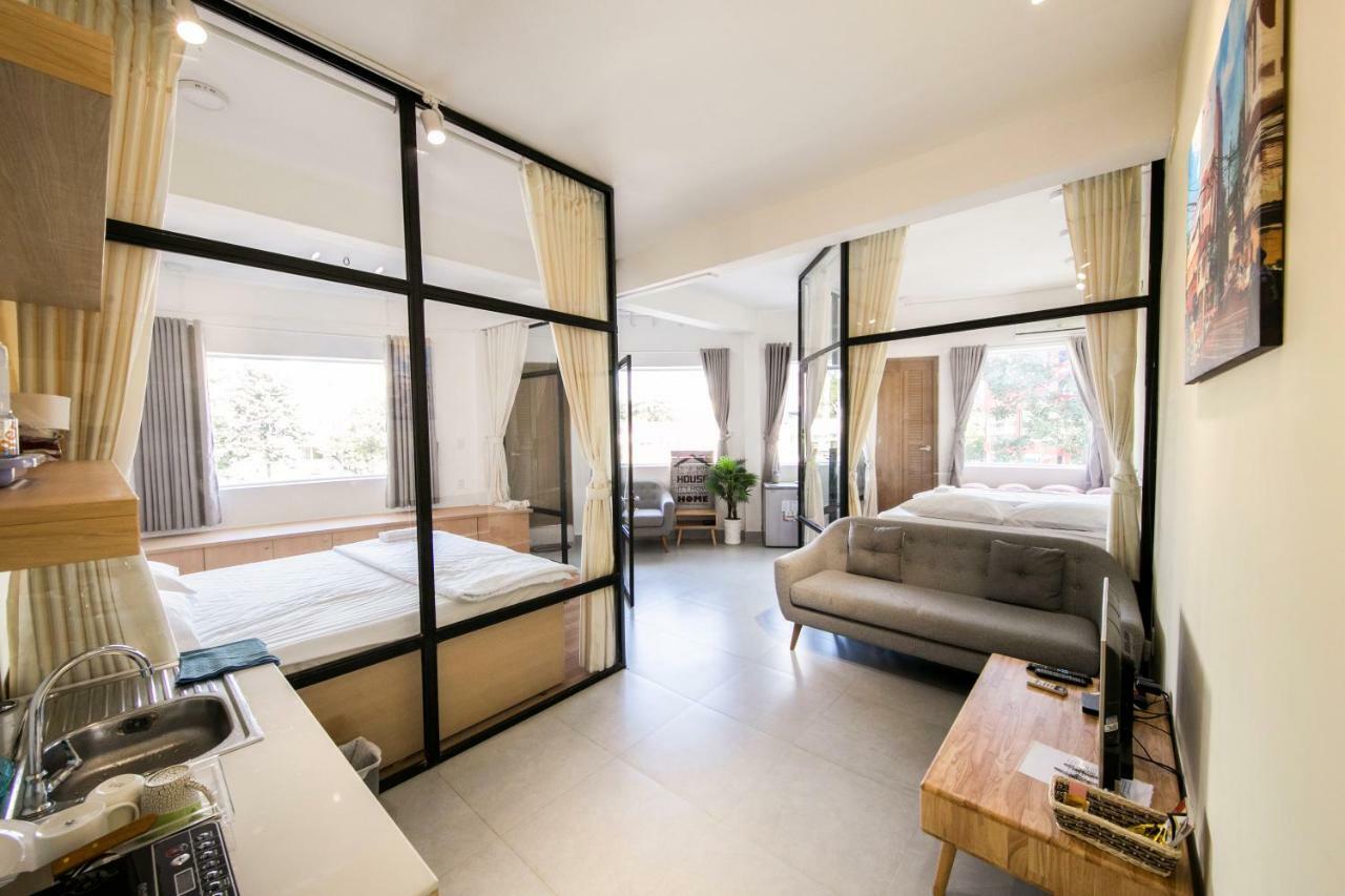 مدينة هوشي منه The Wooden Apartments - In The Heart Of Ben Thanh الغرفة الصورة