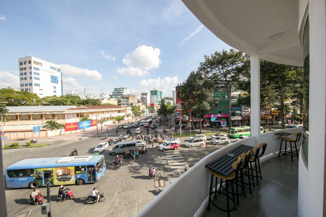 مدينة هوشي منه The Wooden Apartments - In The Heart Of Ben Thanh الغرفة الصورة
